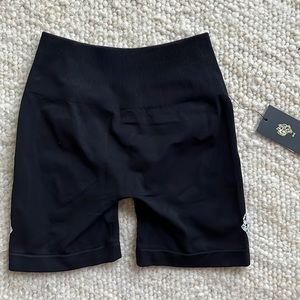 Darc Sport She Wolves forever seamless Everson shorts